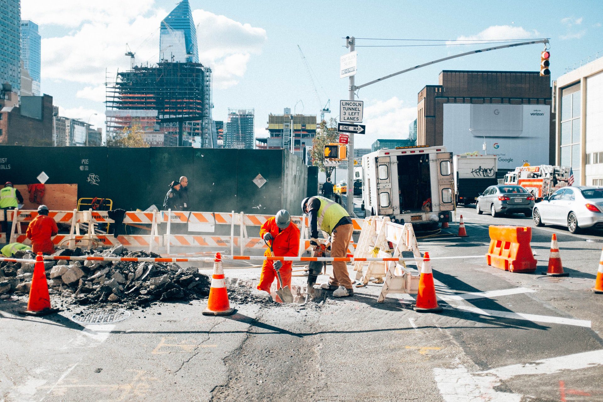 Los trabajadores de la construcción están excavando. (Nicolas J. Leclercq/Unsplash)